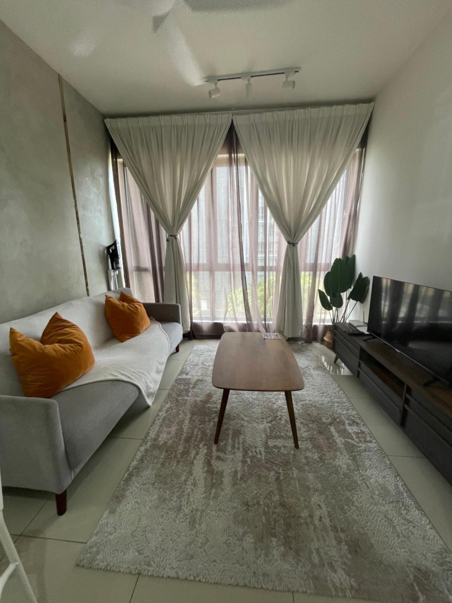 Wallaway2Stay Gravit8 Andaman Klang 2 Queen Room Exterior photo